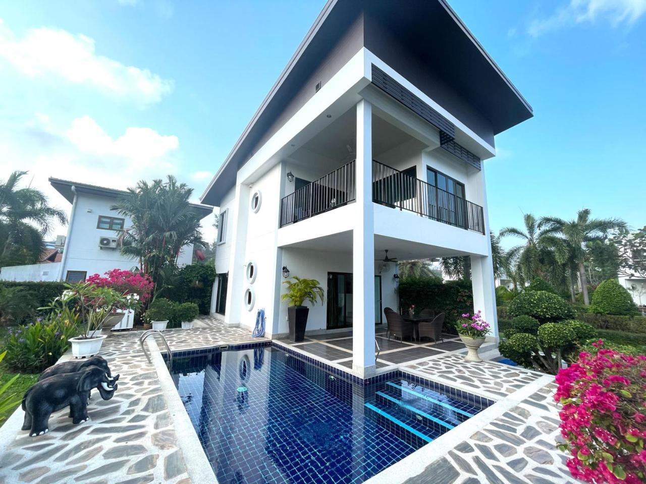 Seabreeze Villa Rayong Bagian luar foto