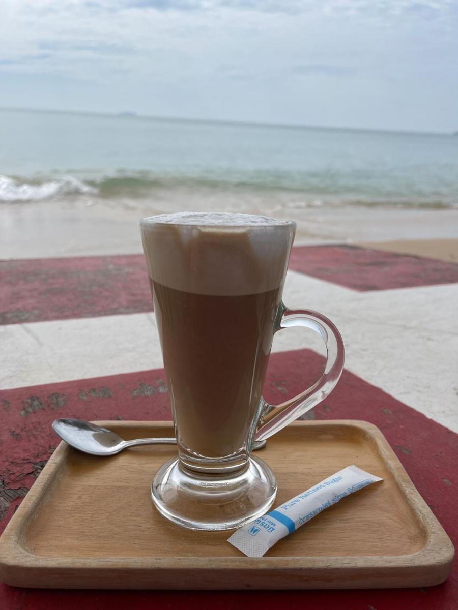 Seabreeze Villa Rayong Bagian luar foto